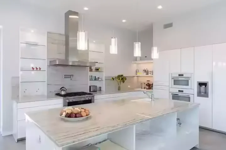 Australia Standard Environmental Friendly Material Modern Polyurethane Kitchen Cabinet