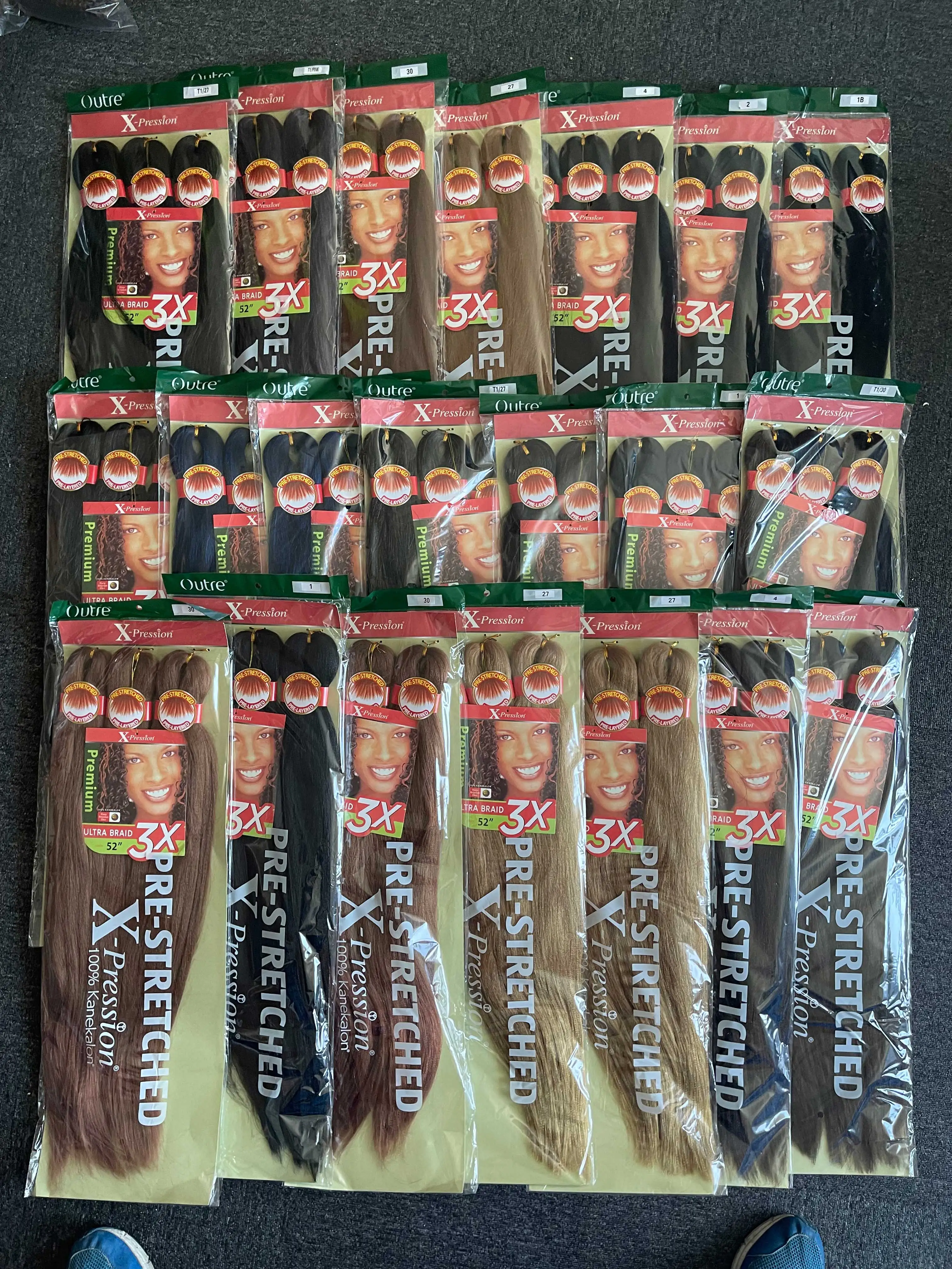 Wholesale Pre Stretch Braiding Hair Extension Synthetic Yaki Ombre Pre Prestrech Hair Ez Braids Pre Stretched Braiding Hair