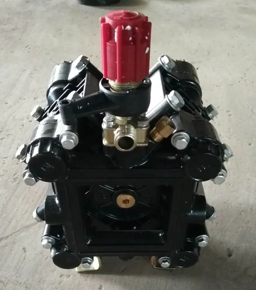 Multifunctional Diesel engine farm walking rod boom sprayer tractor mounted sprayer