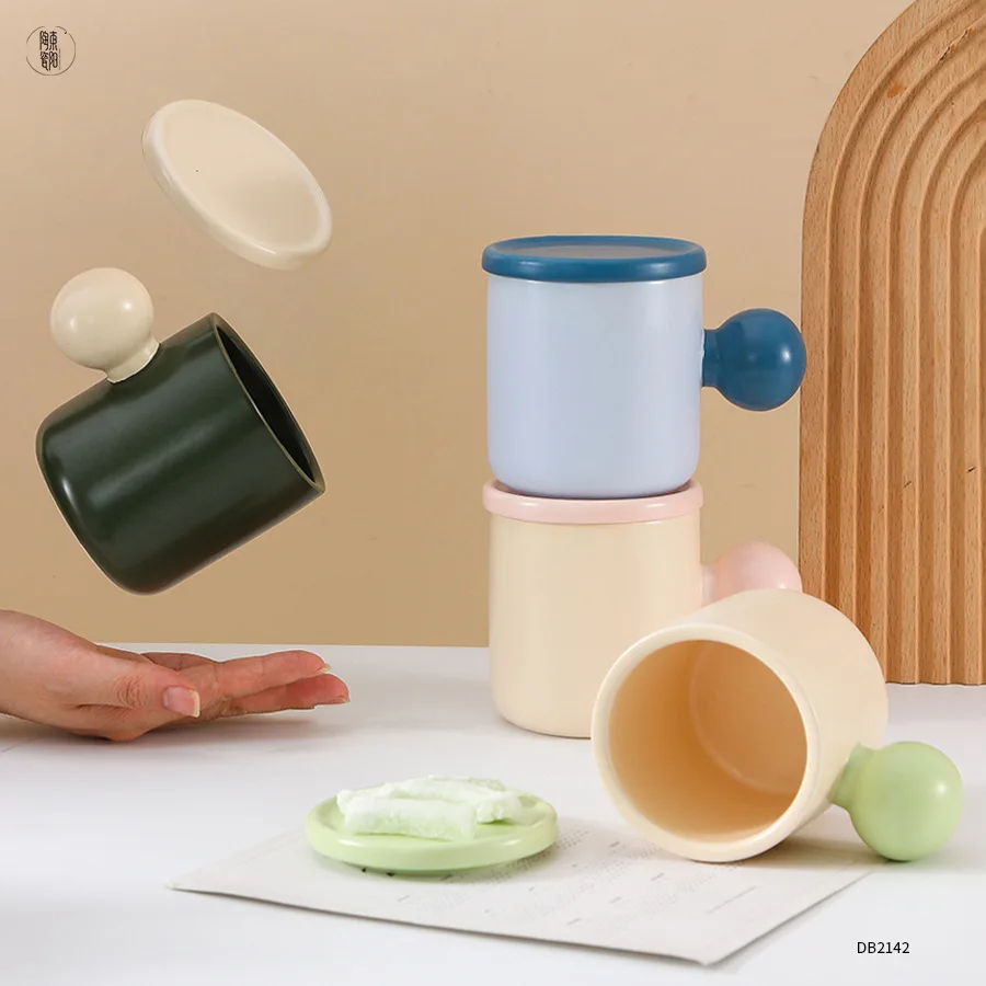 Korean cute style  gift household  ceramic mug with lid coffee water