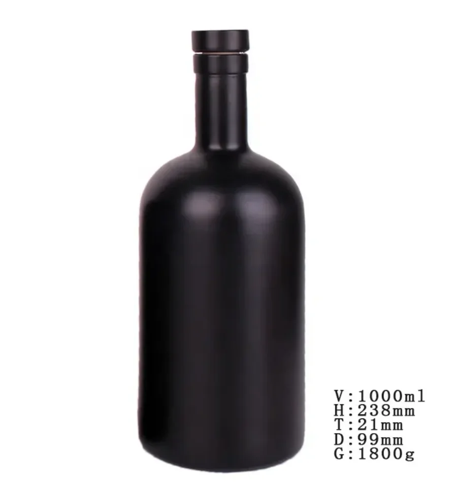 Empty Liquor Spirits Glass Whiskey Bottles 500ml  Wine Glass Bottle Whiskey Mountain Bottles For Vodka Gin Whiskey