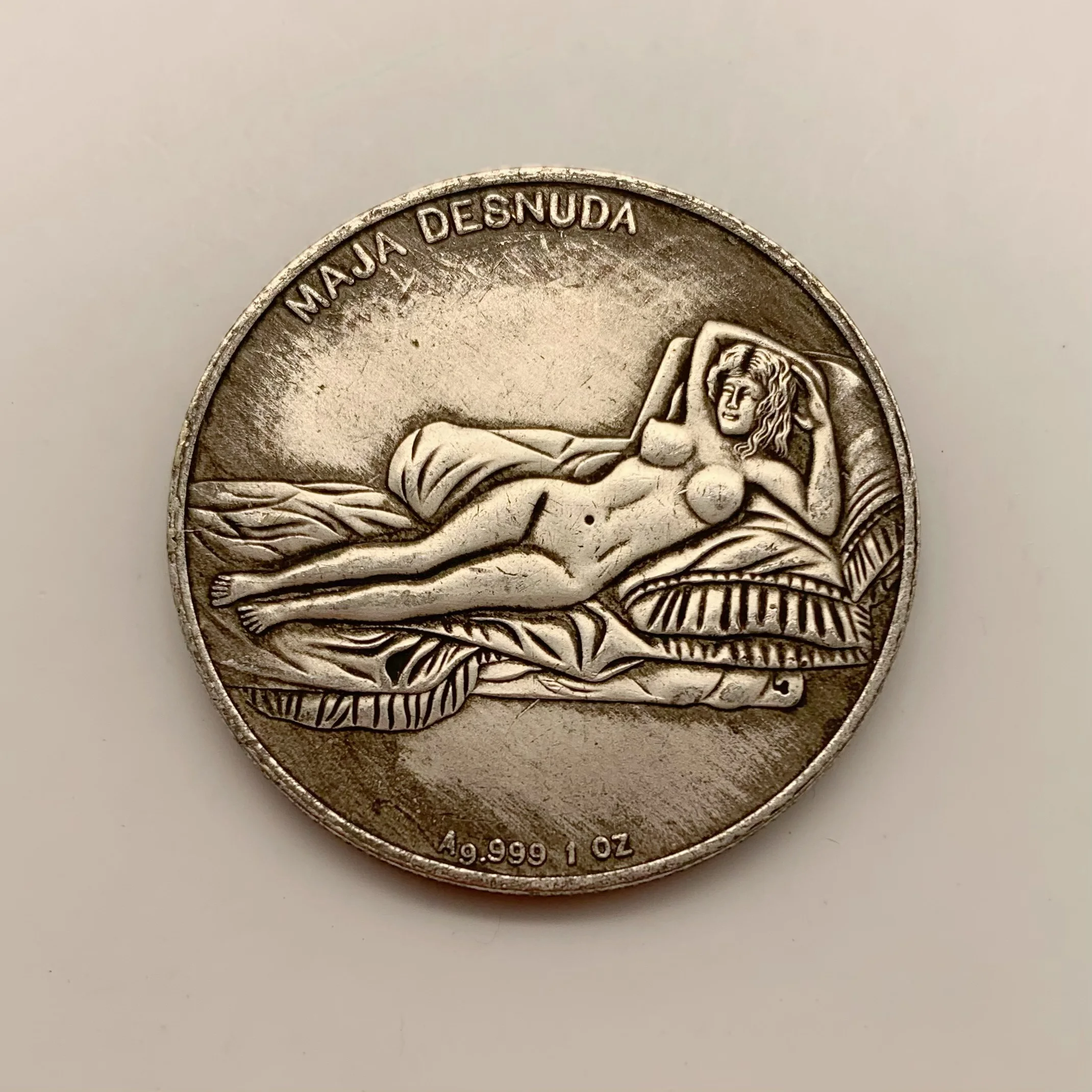 Antique handicraft Italy Mona Lisa brass antique silver plated old silver souvenir coin