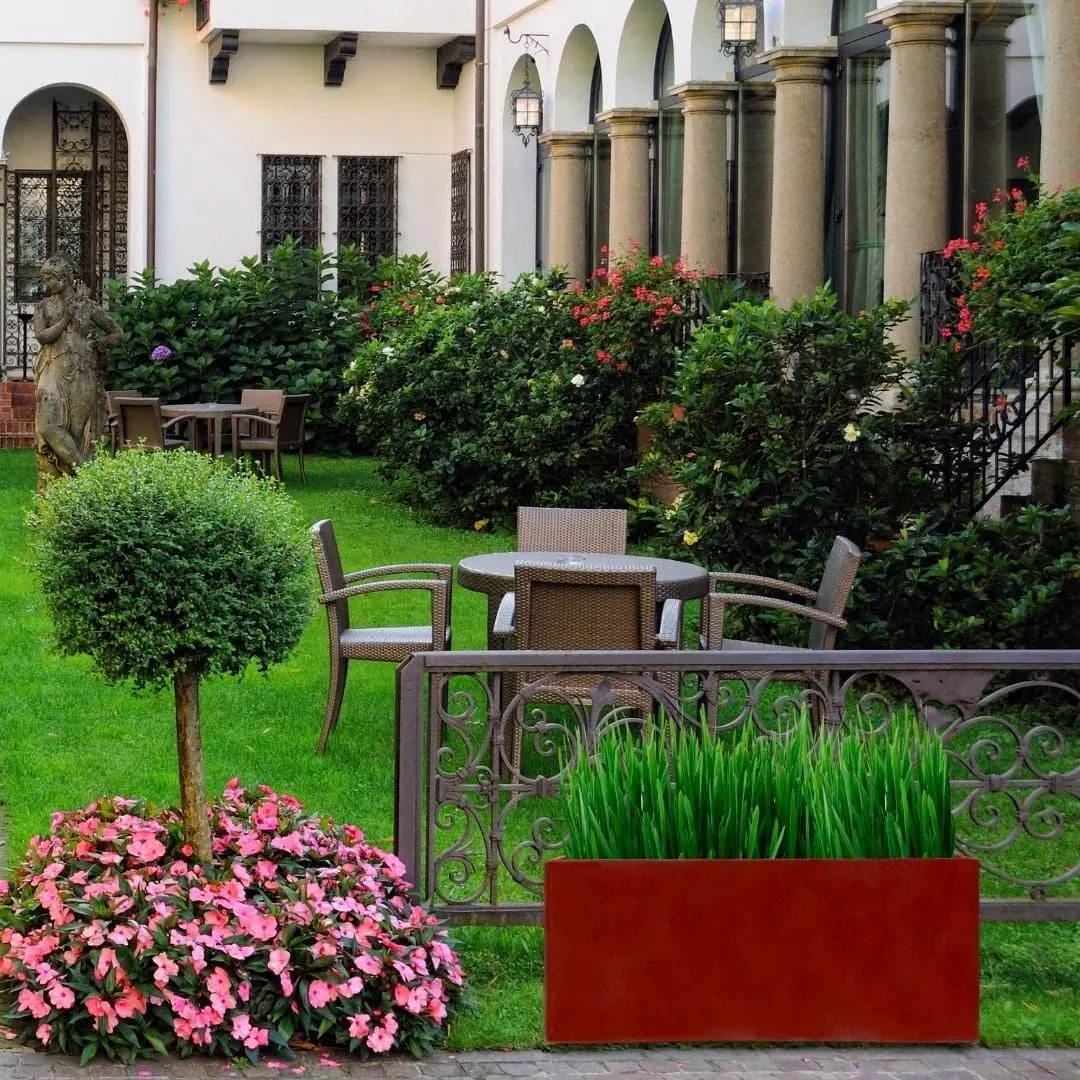 Custom Steel Plant Stand Metal Raised Garden Metal Garden Planters