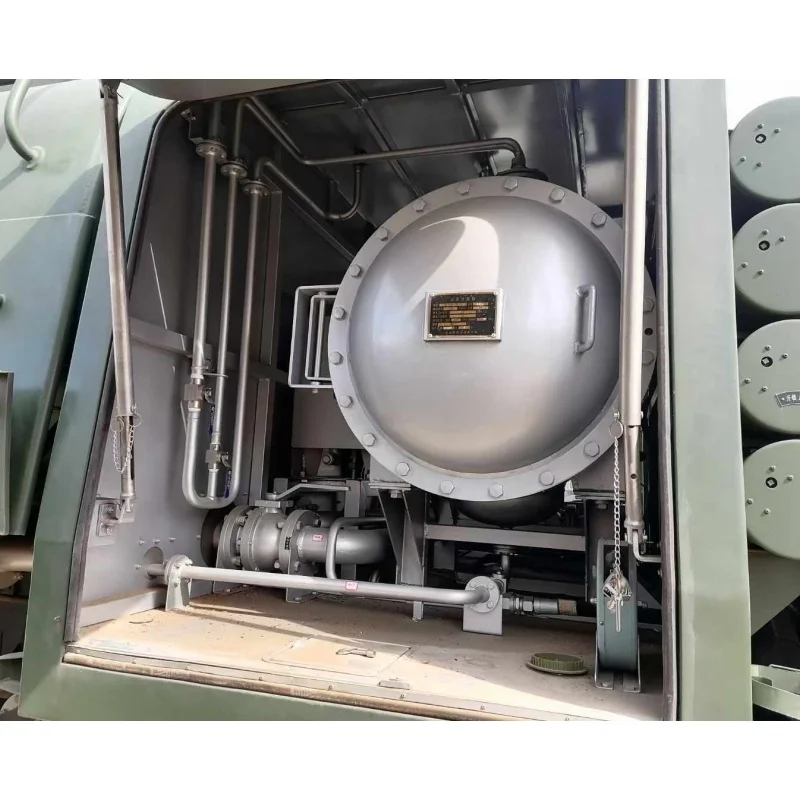 Euro III Emission HOWO 260 Horsepower Steyr Aircraft Refueling Tanker Truck Heavy-Duty