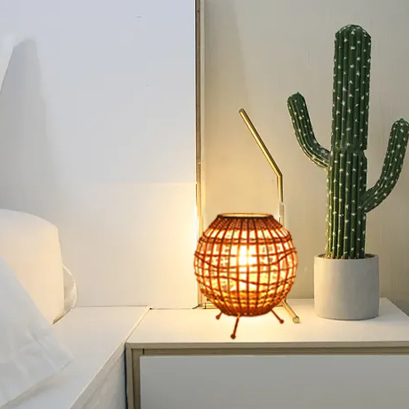 Good Price Handmade Small Woven PE Plastic Synthetic Rattan Bedside Decoration Rattan Table Lamp for Bedroom