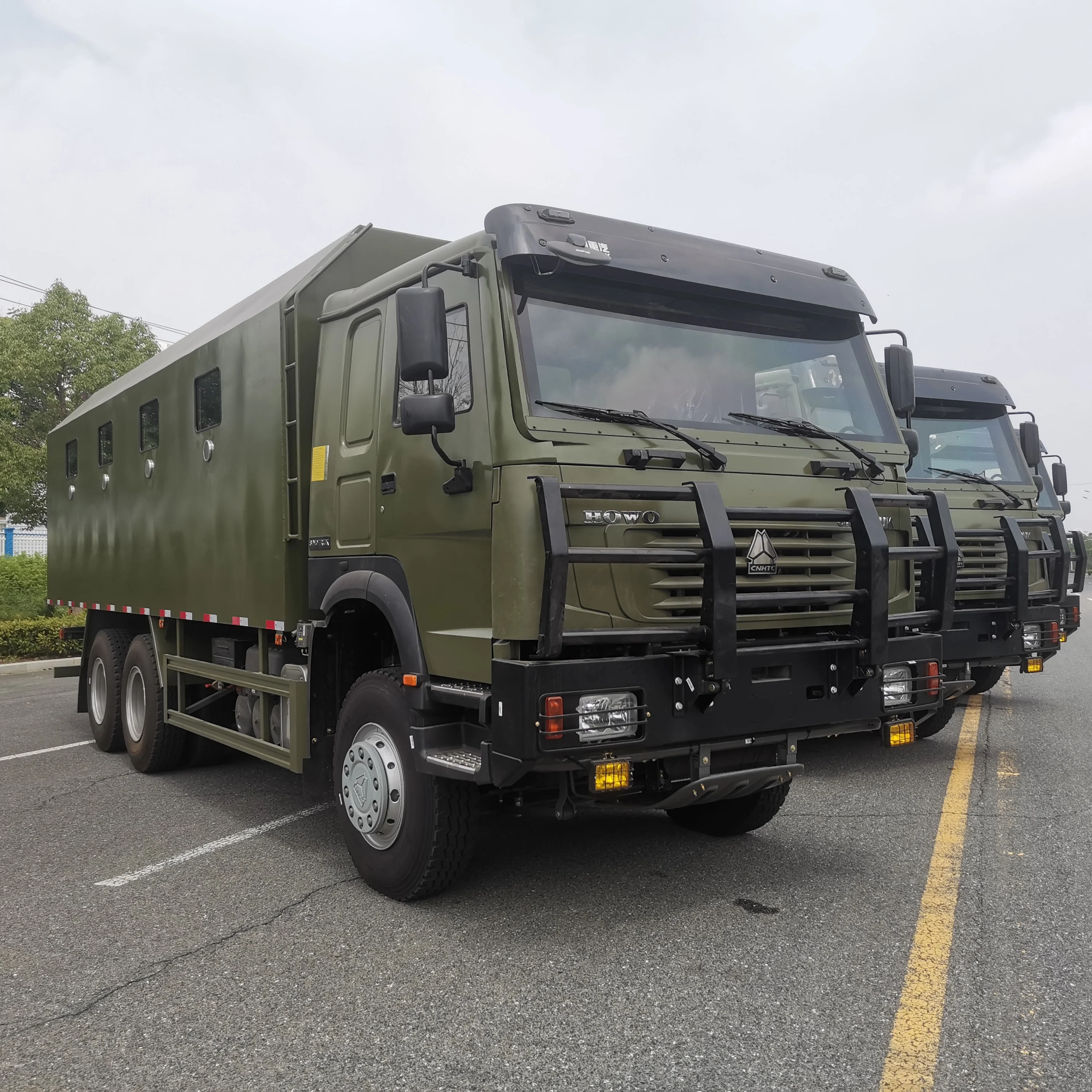 Прямая поставка HOWO 6*6 внедорожный Перевозчик для пересеченной местности продажа