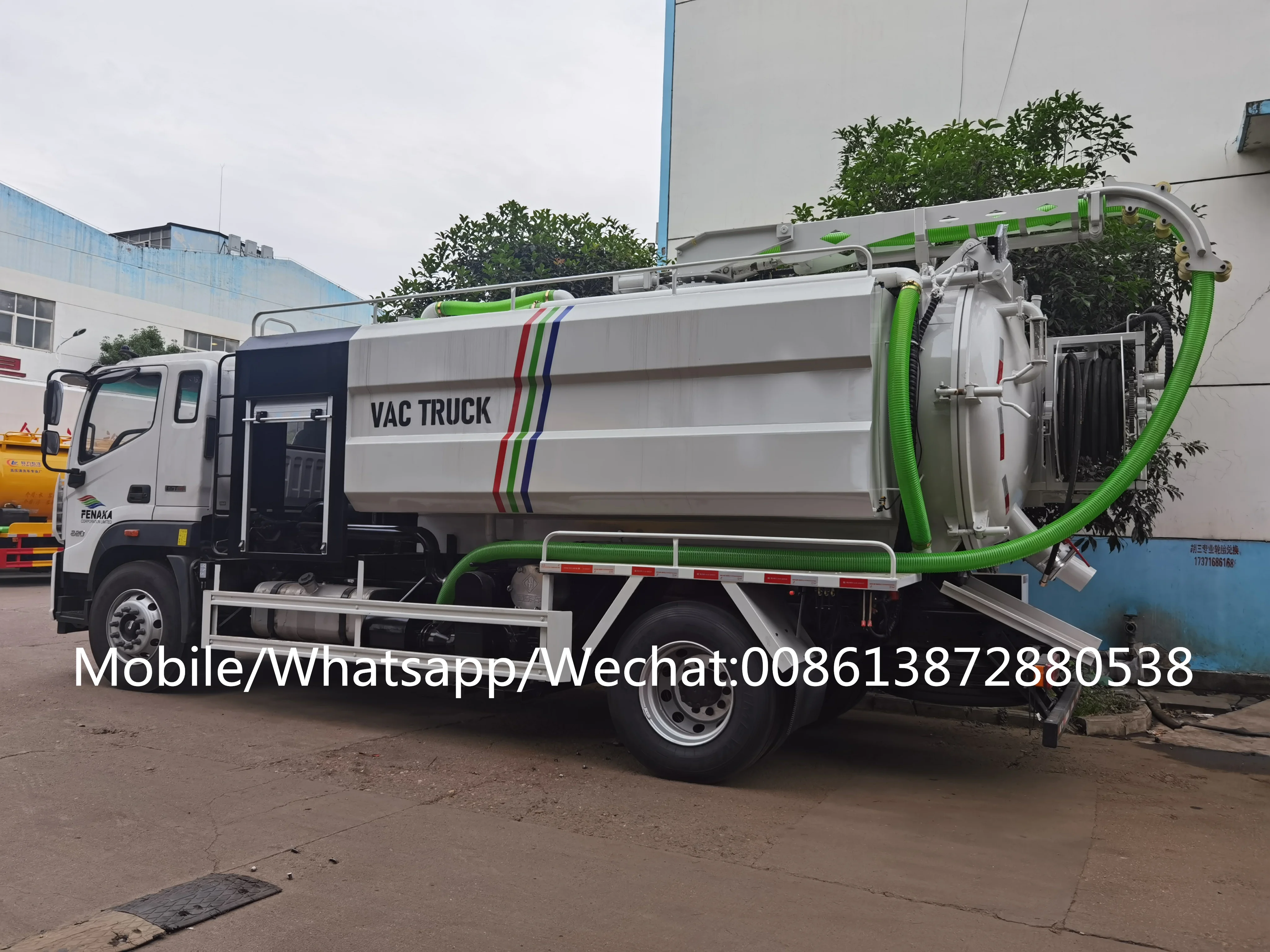Foton Aumark 6 wheelers  high pressure washing(2000liters) and suction tank(8000liters) truck