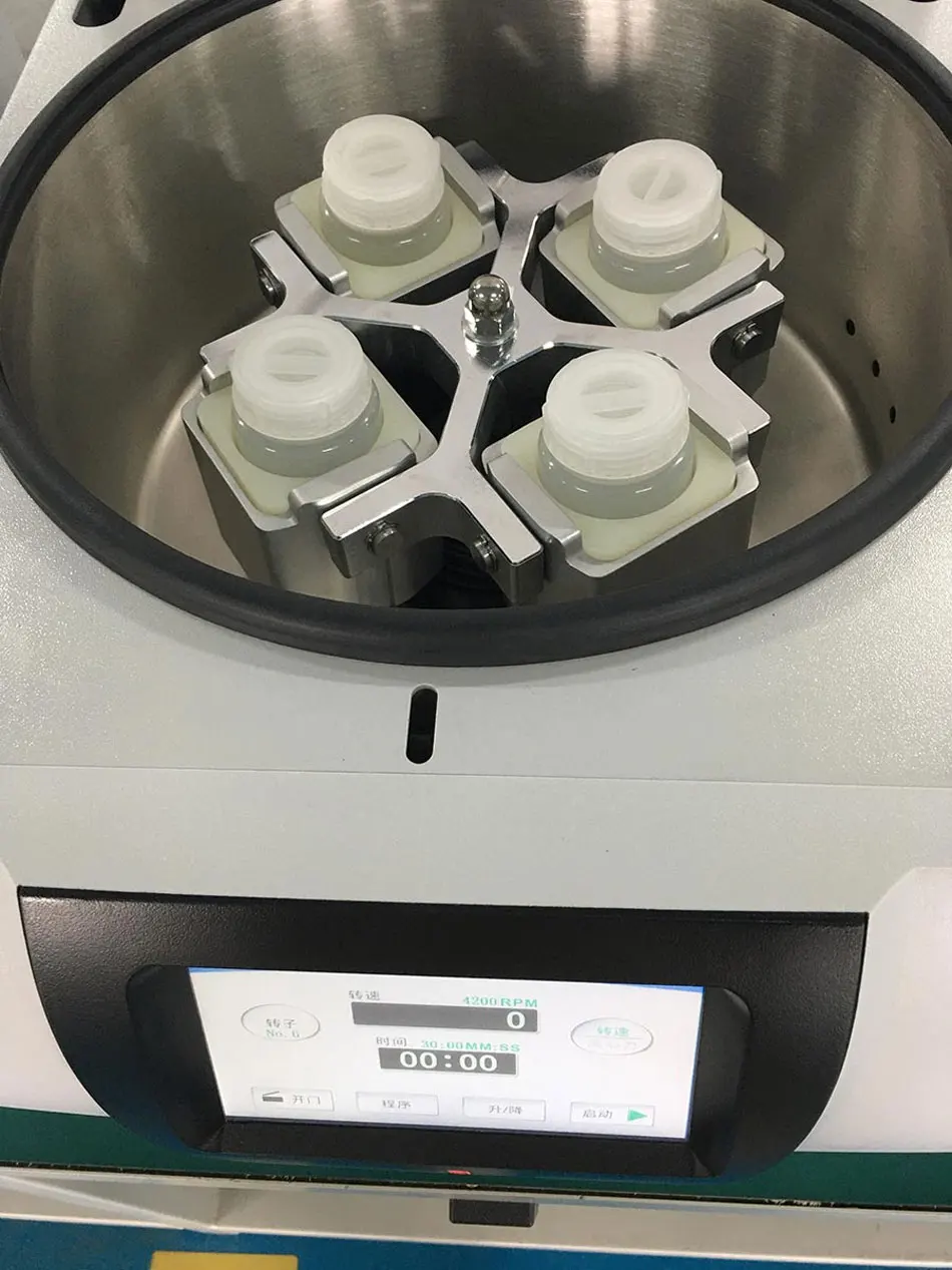 LT53 Laboratory  Centrifuge Machine  Uptodate Clinical  30x15ml angle rotor