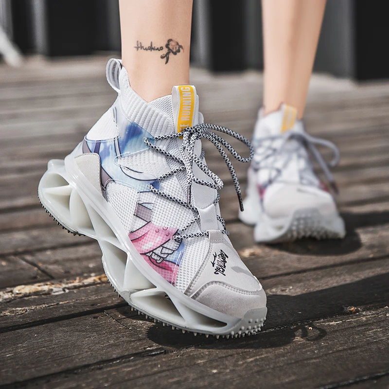 New fashion design Autumn winter leather fly weave knife blade lover shoe lovers Korean version leisure tide shoes