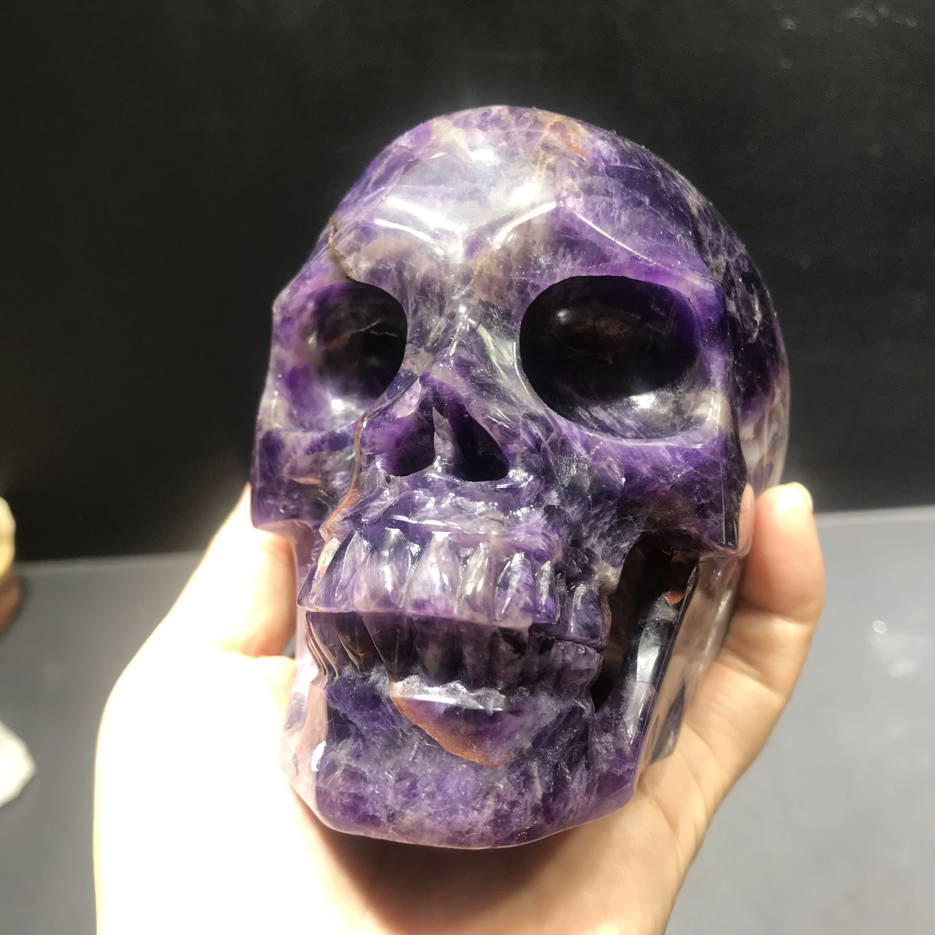 Bulk wholesale cheap  high quality  factory customized hand-carved crystal  quartz dream amethyst skulls for carfts