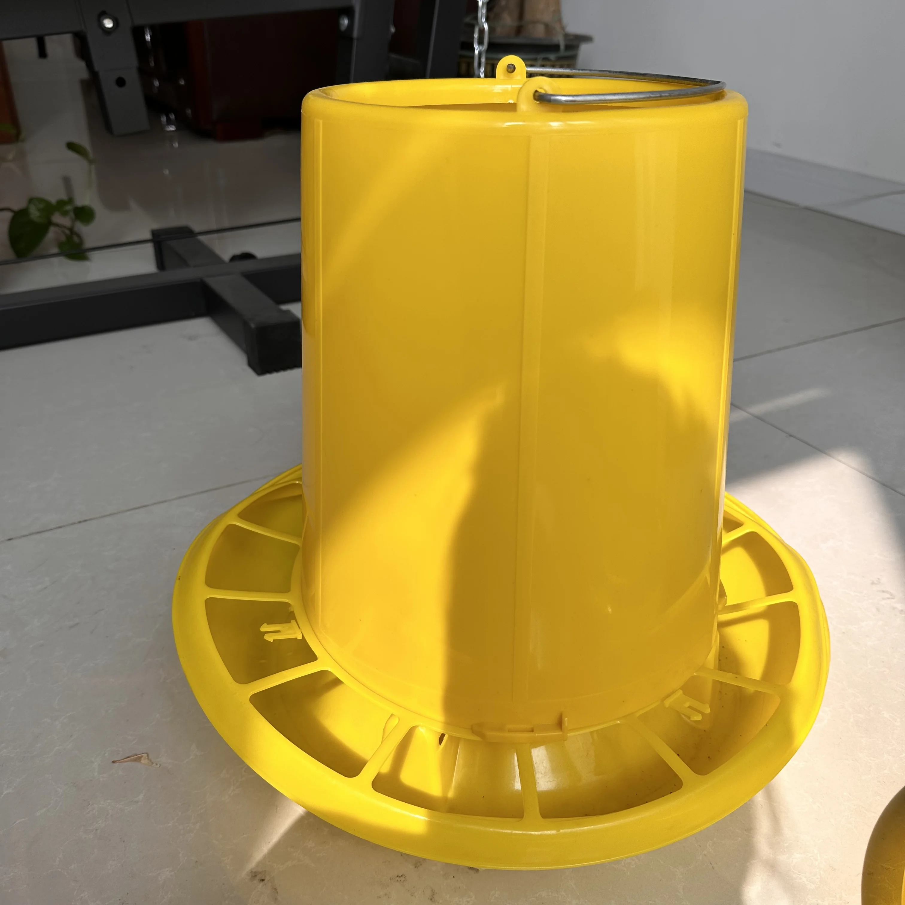 chicken feeder for kenya chicken feeder and drinker chickens feeder 15kg