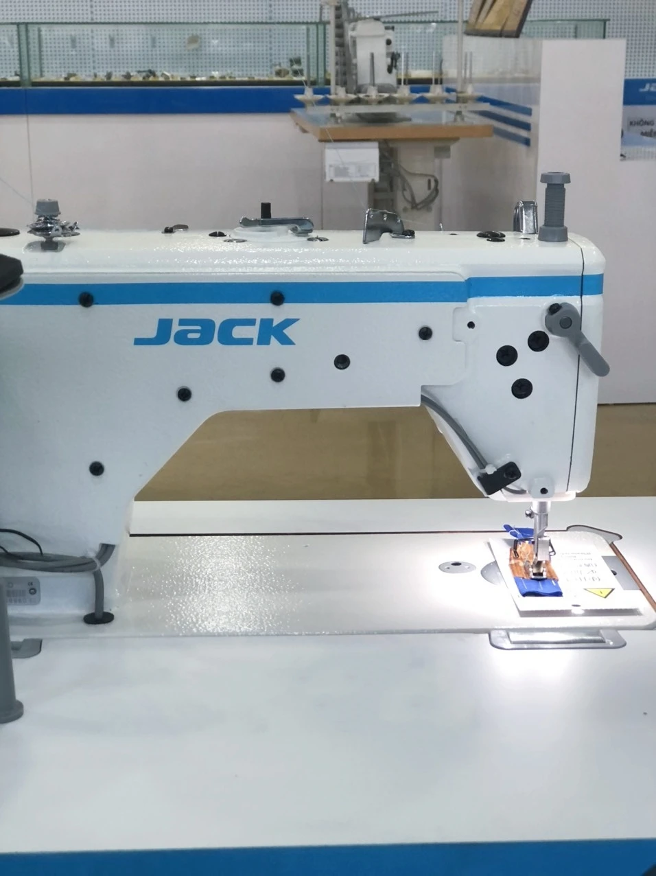 Hot Selling Brand New Jack A4F Single Needle Digital Lockstitch Sewing Machine with Digital Presser Foot for Sale