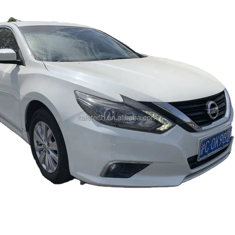 2017 Nissan Teana 2.0L седан Подержанный бензиновый автомобиль