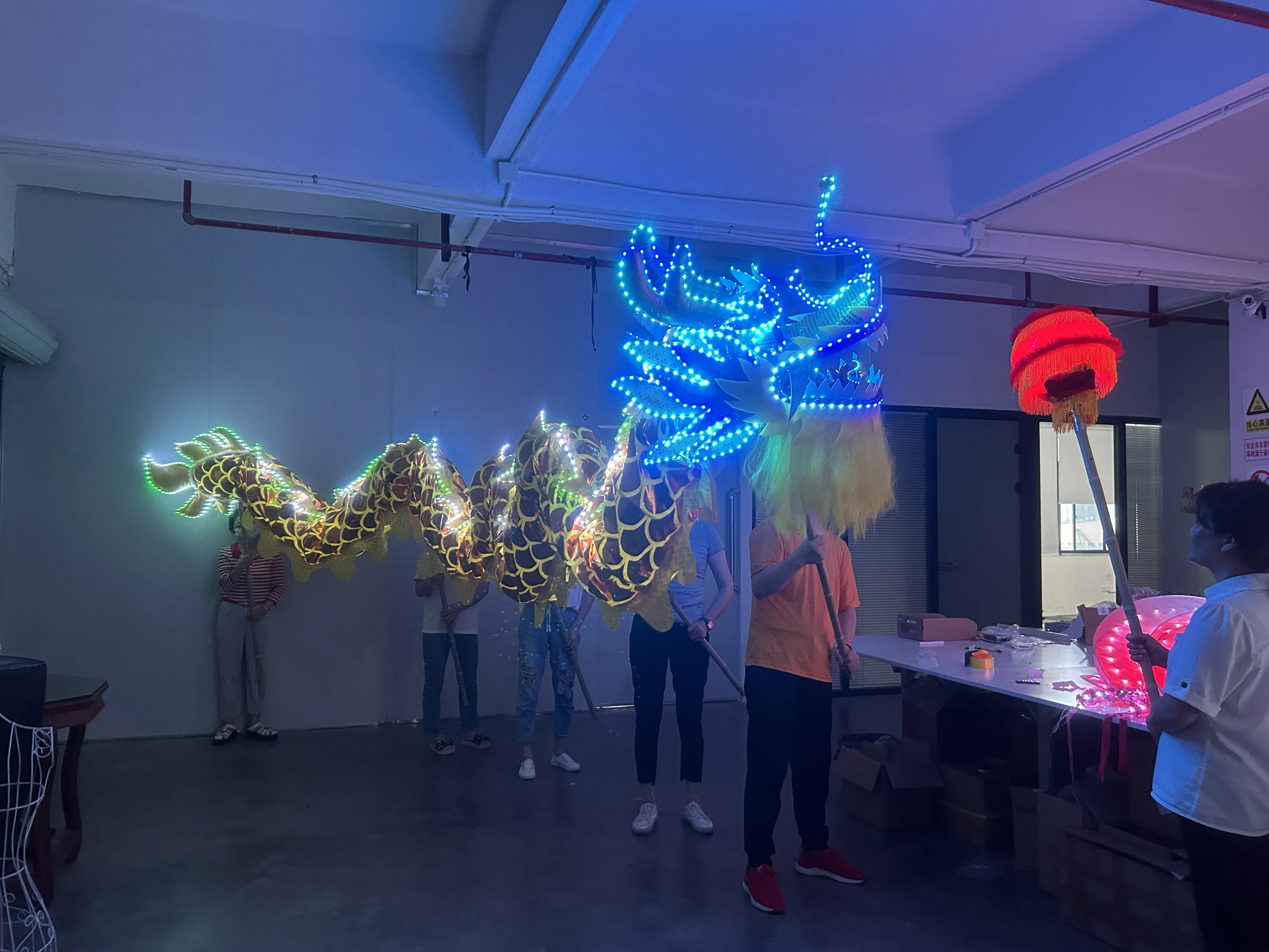 Chinese New Year Entertainment Products Led Light Dragon Mascot Dance Costume Equipment Performance Wear
