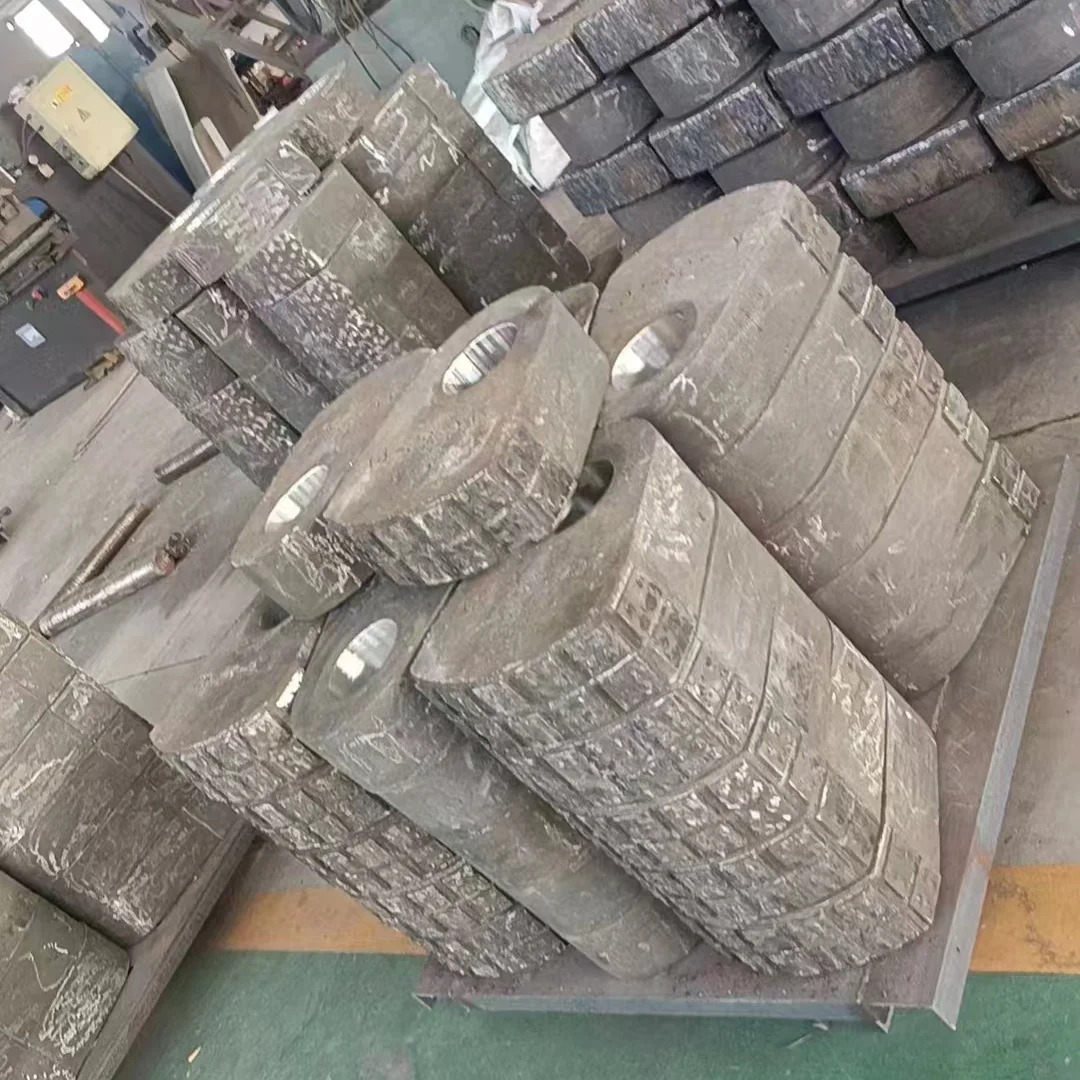 High Quality Rock Jaw Crusher Head Steel Hammer Hot Sale New and Used Casting Processing Machinery for Cement Making