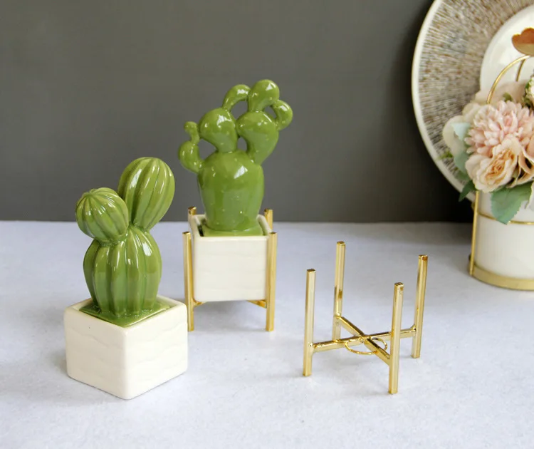 Light Luxury European Home Decoration Ceramic Metal Combination Pastoral Style Desktop Potted Cactus Desktop