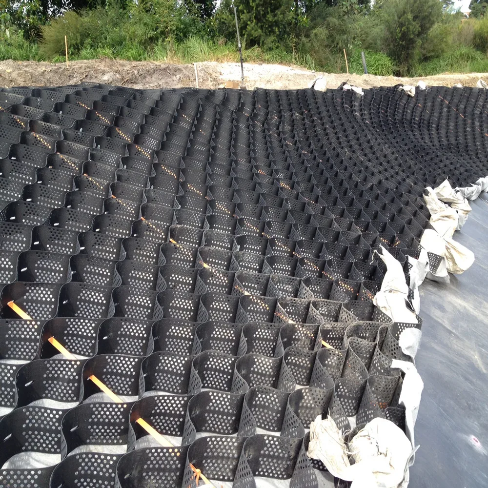 erosion control, soil stabilization, load support and earth retention HDPE Geocell