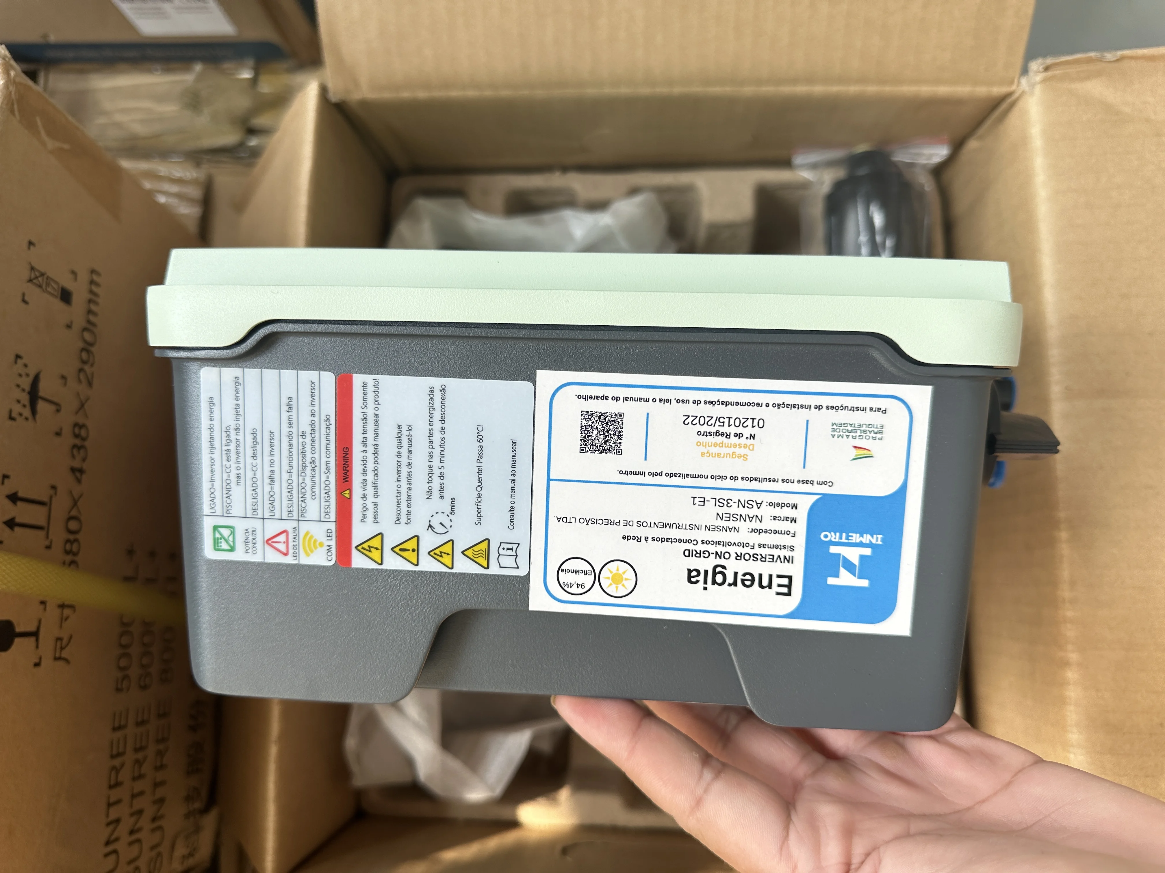 Limited Time Promotion 3KW Built-in USB Wi-Fi Adapter Home Cost-effective Single-Phase Hybrid Solar Inverter