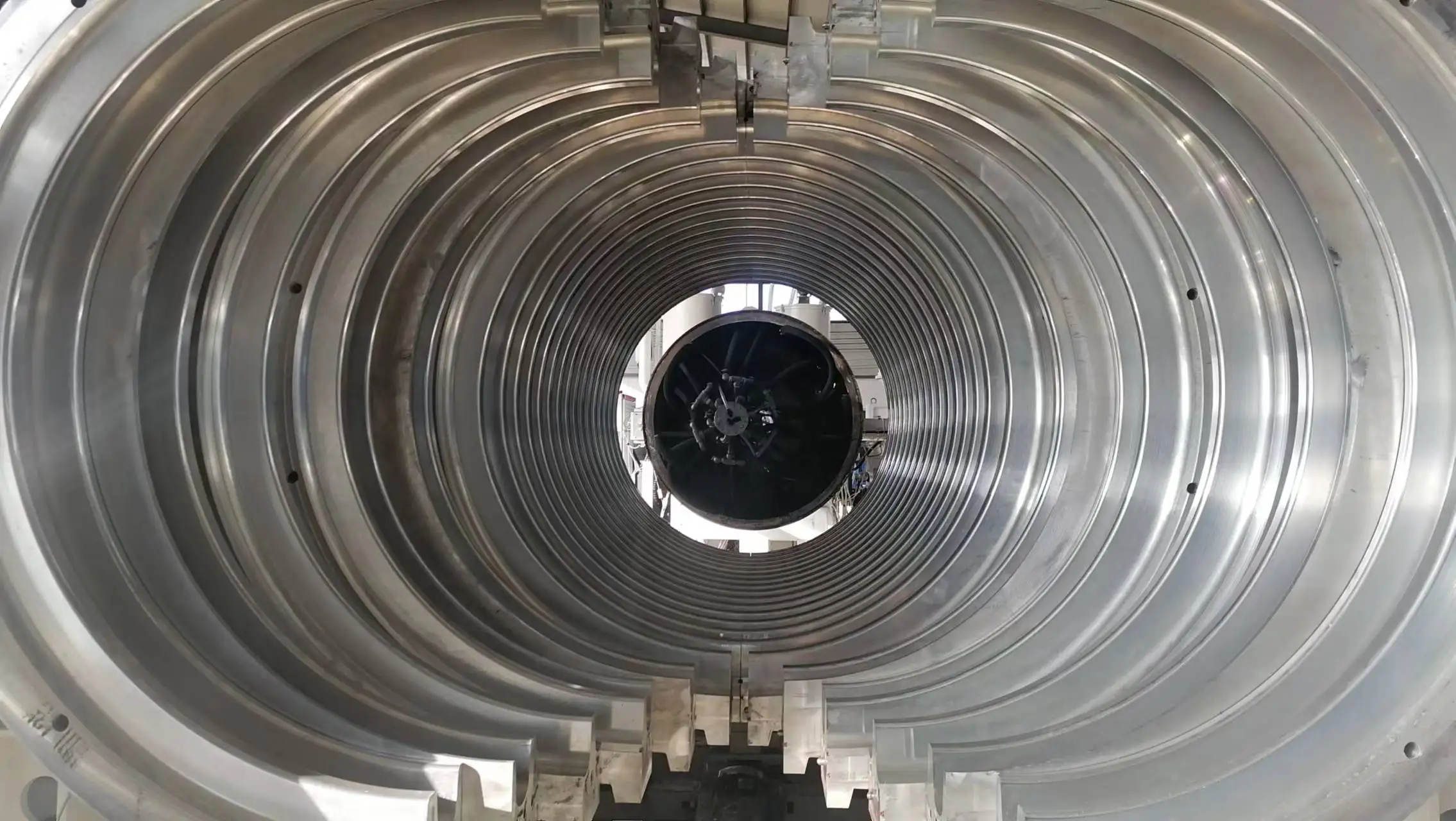 Двухслойные гофротрубы больших диаметров 400-1200мм