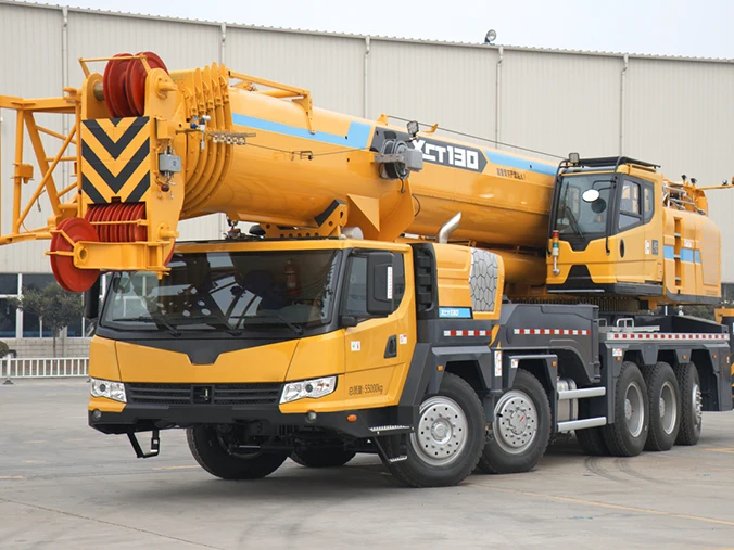 Compact & Easy Operate XCT75 75 Ton Double Cabin Crane Truck with Best Service and Low Price