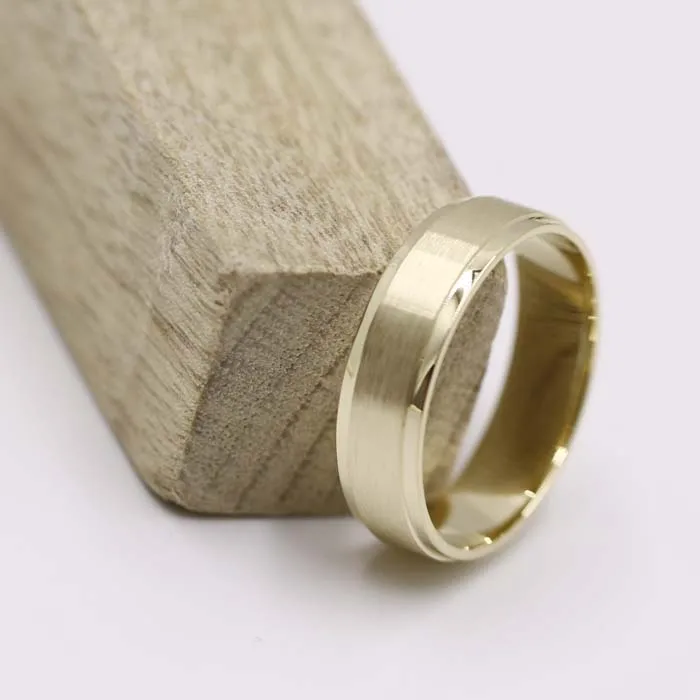 FR2323  18k yellow gold ring real gold wedding ring 18carat quality gold jewellery matt center polished edges