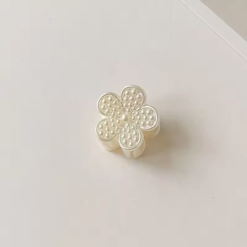 Hot Sale Sweet Pearl Flower Hair Claw Clip Metal Small Hairpin Grips for Children