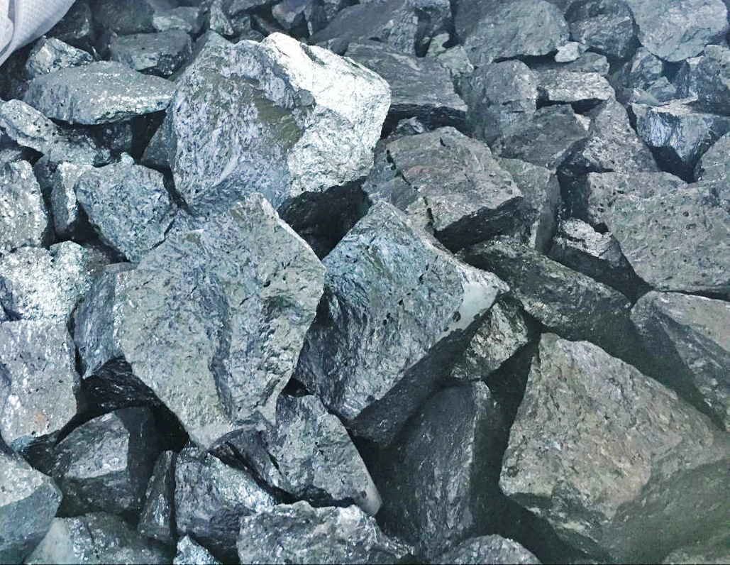 Provide 2023 New Product Silicon Metal 421 553 2202 Lump Chunk Metal Silicoin Alloy From Factory Direct Sales