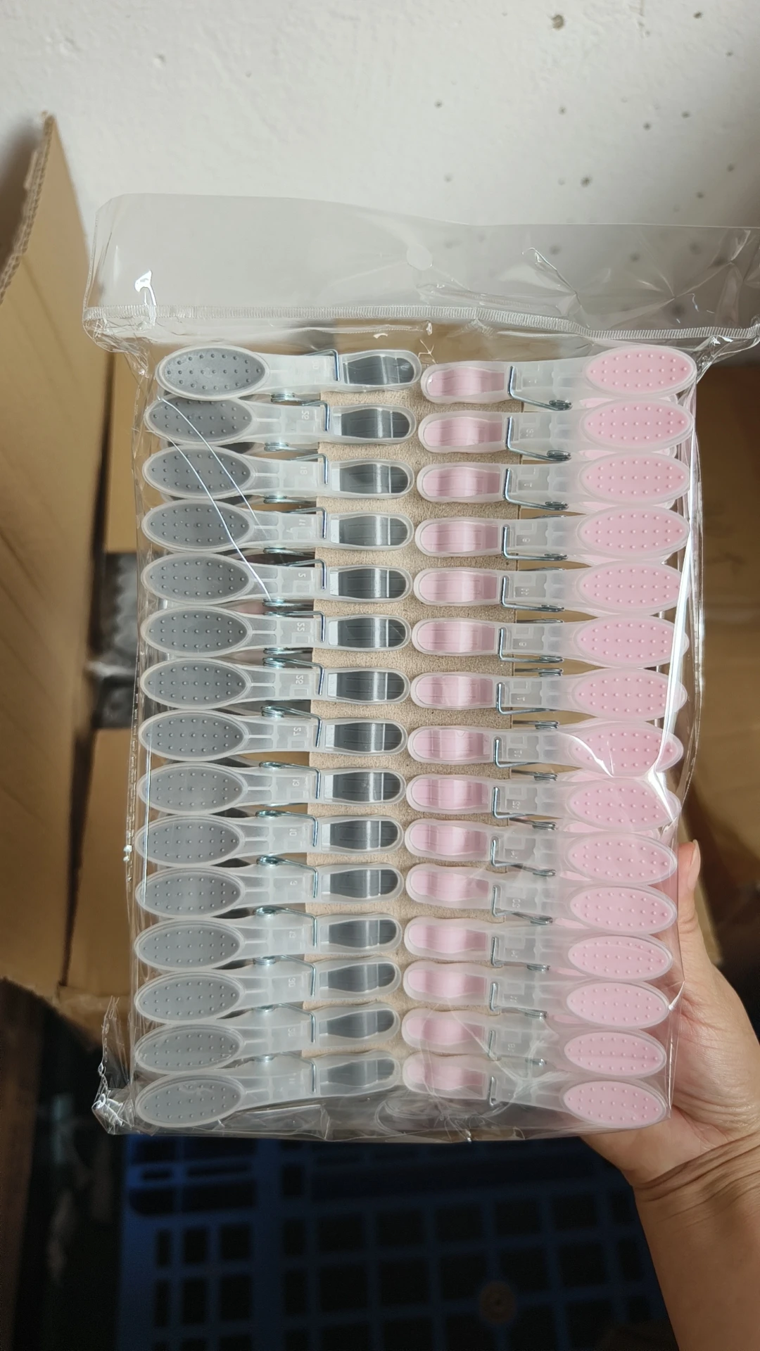 12pcs 24pcs Plastic Clothes Pins Clothes Pins Storage Organizer Quilt Towel Clips Spring Clips Color Plastic Clothes Pegs
