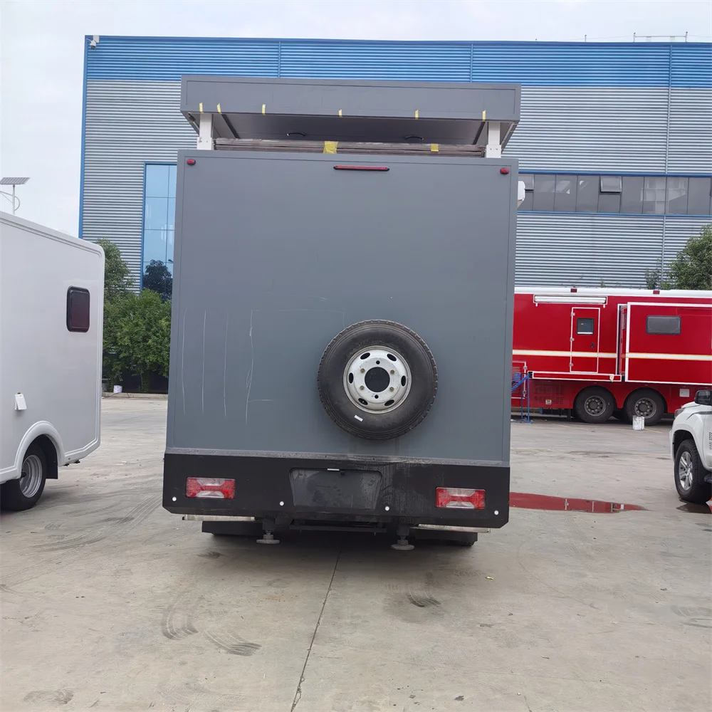 China Factory Direct high quality   4x2 Luxury Mobile Touring Car for sale