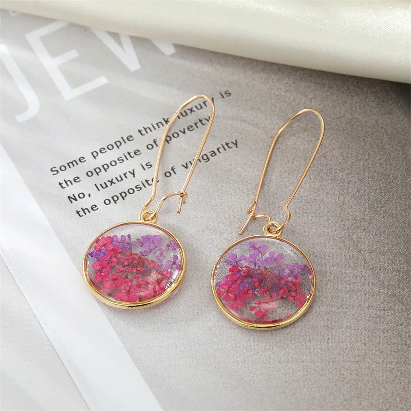 2023 Bohemian vintage creative round drop glue dried flower simple personality earring for lady