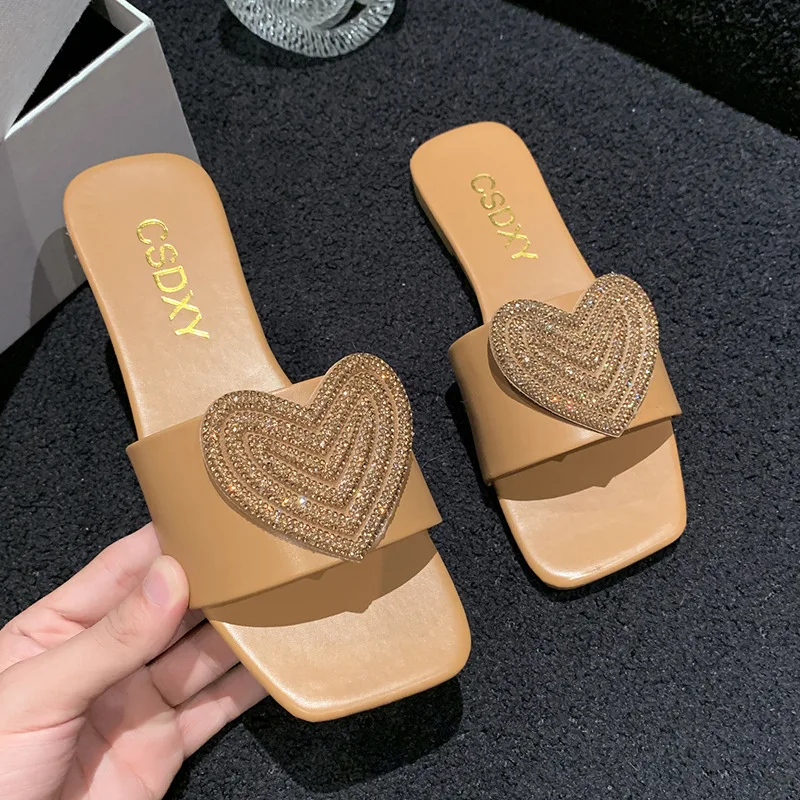 2025 summer new trendy casual slippers for women outwearing flat bottomed square toe spring fashion sandals