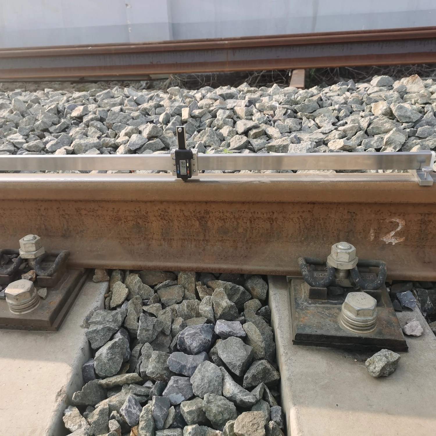 Digital Rail Corrugation Wear Gauge For Railway Measurement