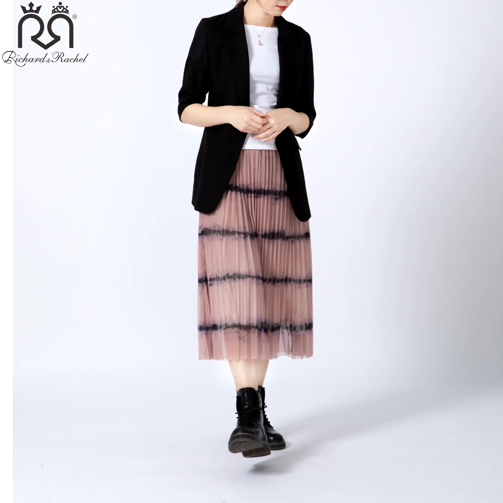 
High Quality Mini Plaid Pleated Skirt Mini Club Wear Pleated Skirt Sets for Women 