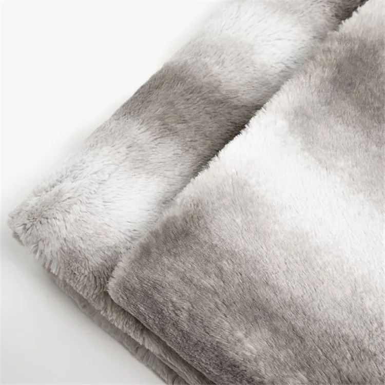 Wholesale Luxury winter Shag minky fluffy soft warm other polyester polar fleece Faux Fur blankets Throws for sofa home decor