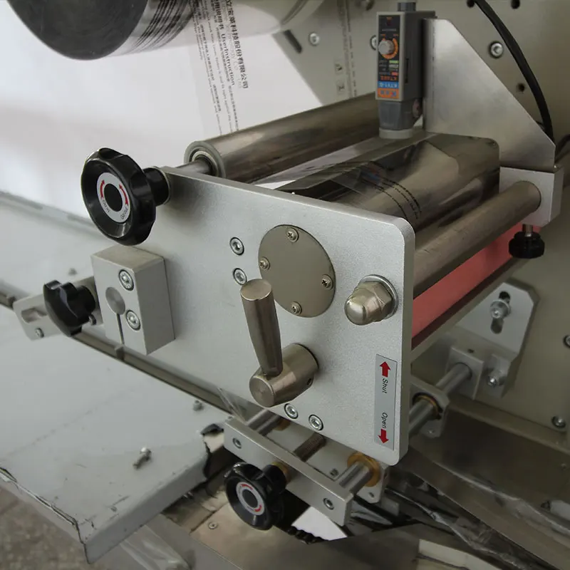 
ZE250 Automatic Small Bakery Breadsticks Bread Flow Pack Pouch Packing Machine Price 