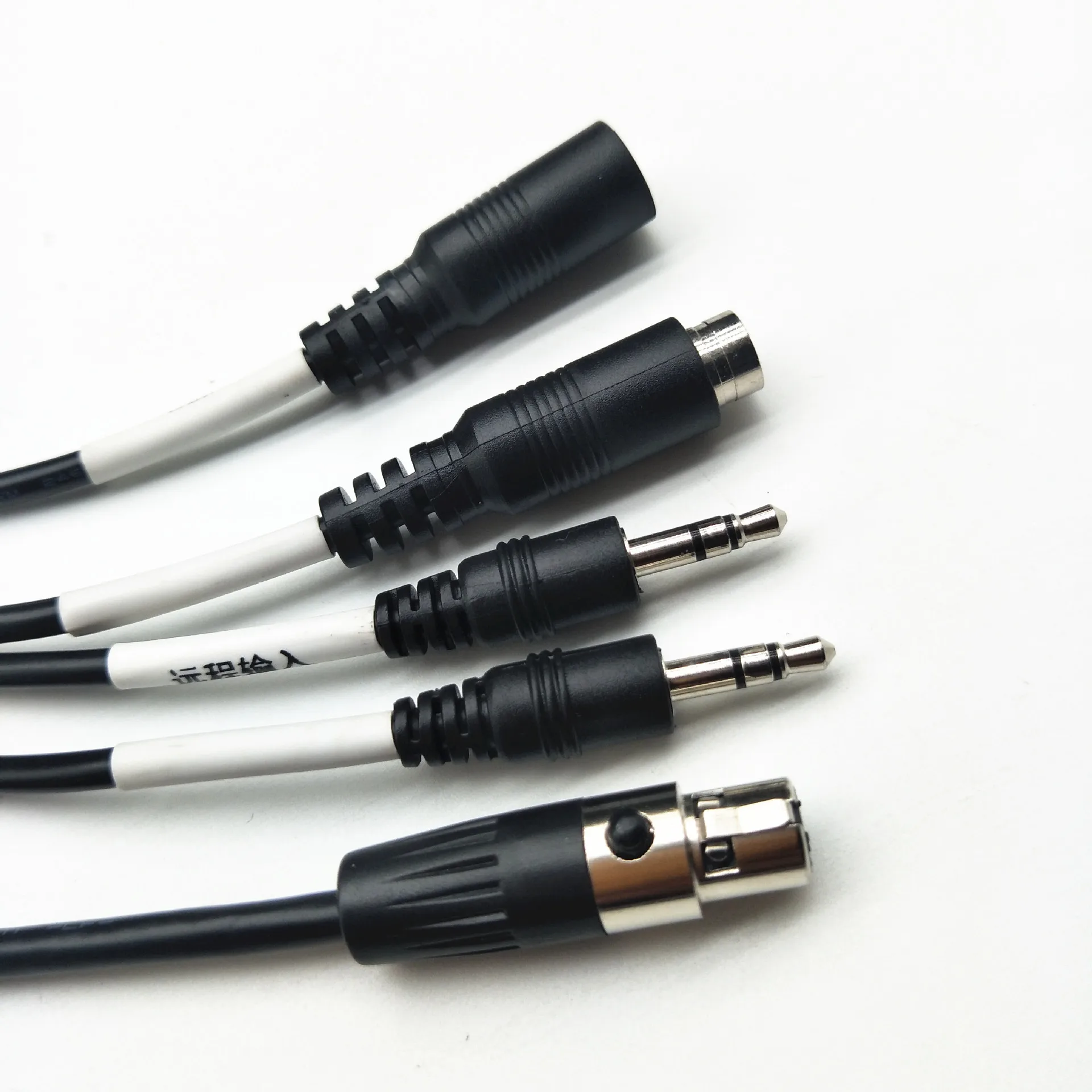 Factory Wholesale Microphone cable MIni XLR to Dual 3.5MM Male Audio Cable Mini XLR 5P Music Cable