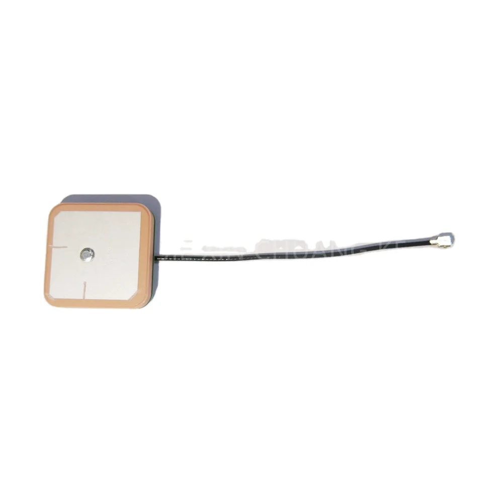 GPS antenna 25*25*4mm 1575.42MHz SMD active internal ceramic cable Product line length 7CM, cable length can be customized