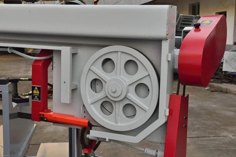 Saw mill portable bandsaw sawmill machine wood cutting horizontal diesel wood band sawmill machine