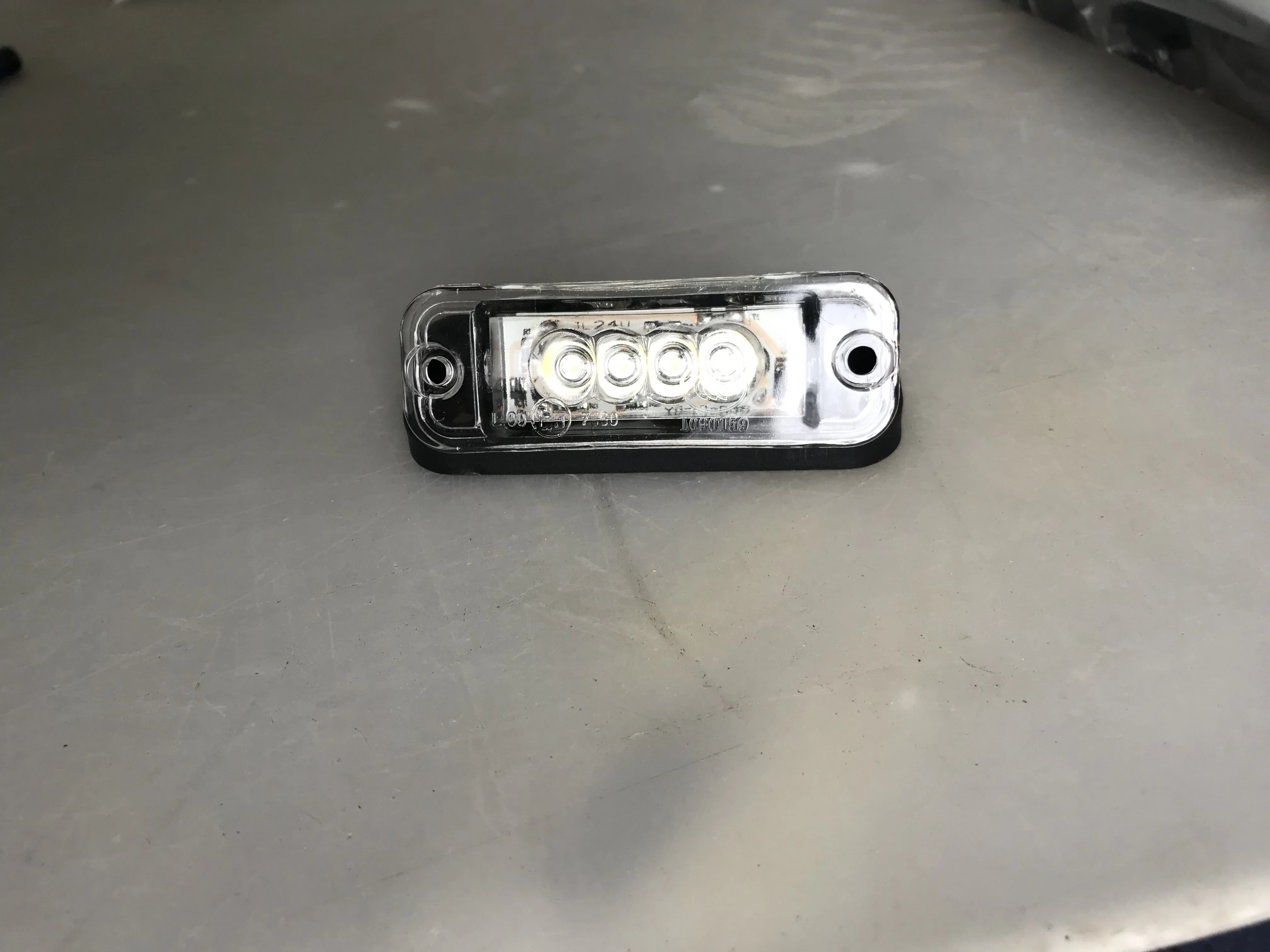 Запчасти для автобусов аксессуары туристические светодиодная подсветка лампа 83,2*32,2 HC-B-27107