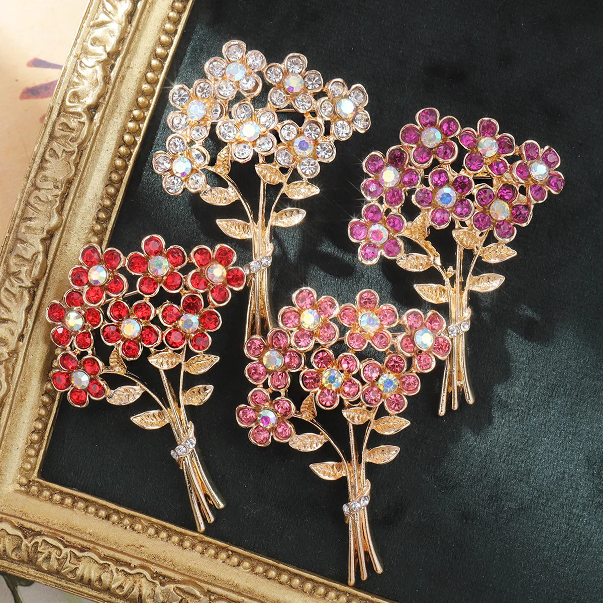 Retro fashion brand exquisite bouquet pearl brooch new alloy diamond flower brooch