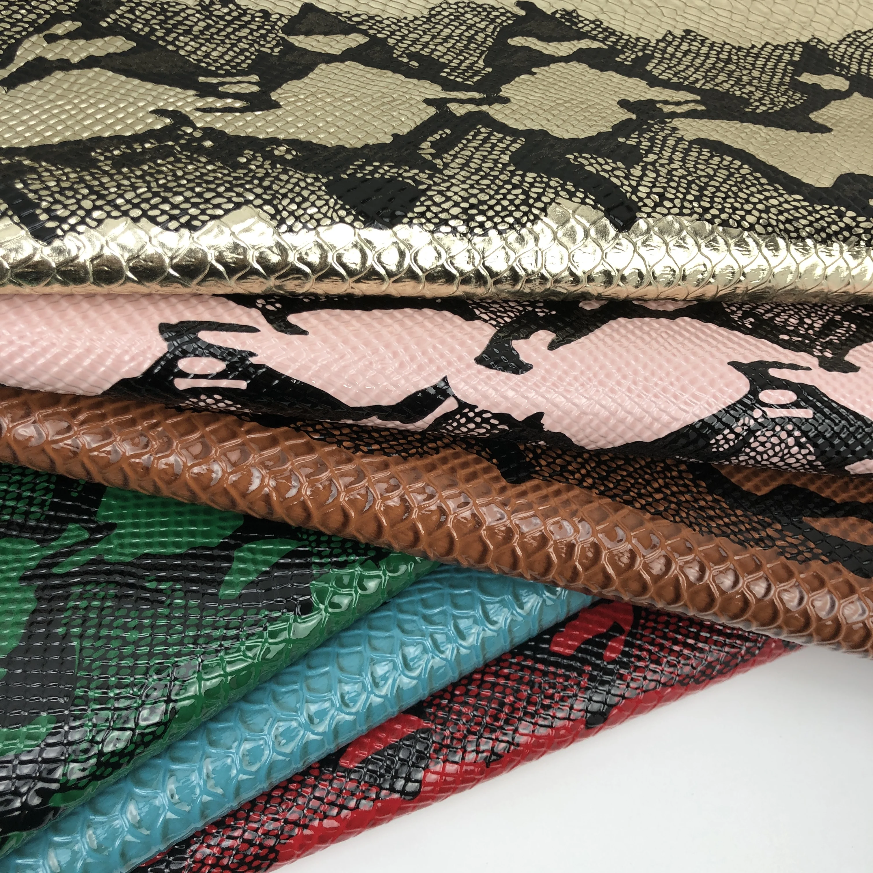 Eco High Glossy concave-convex 3D Snake Design Embossed Animal pattern Skin Two-tone color PVC Synthetic Leather fabric for bags