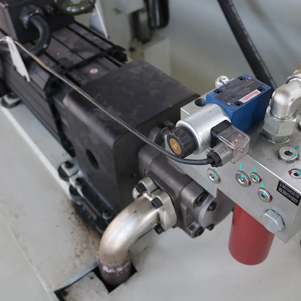 T & L бренд CNC прессовый тормоз Серводвигатель Электрический