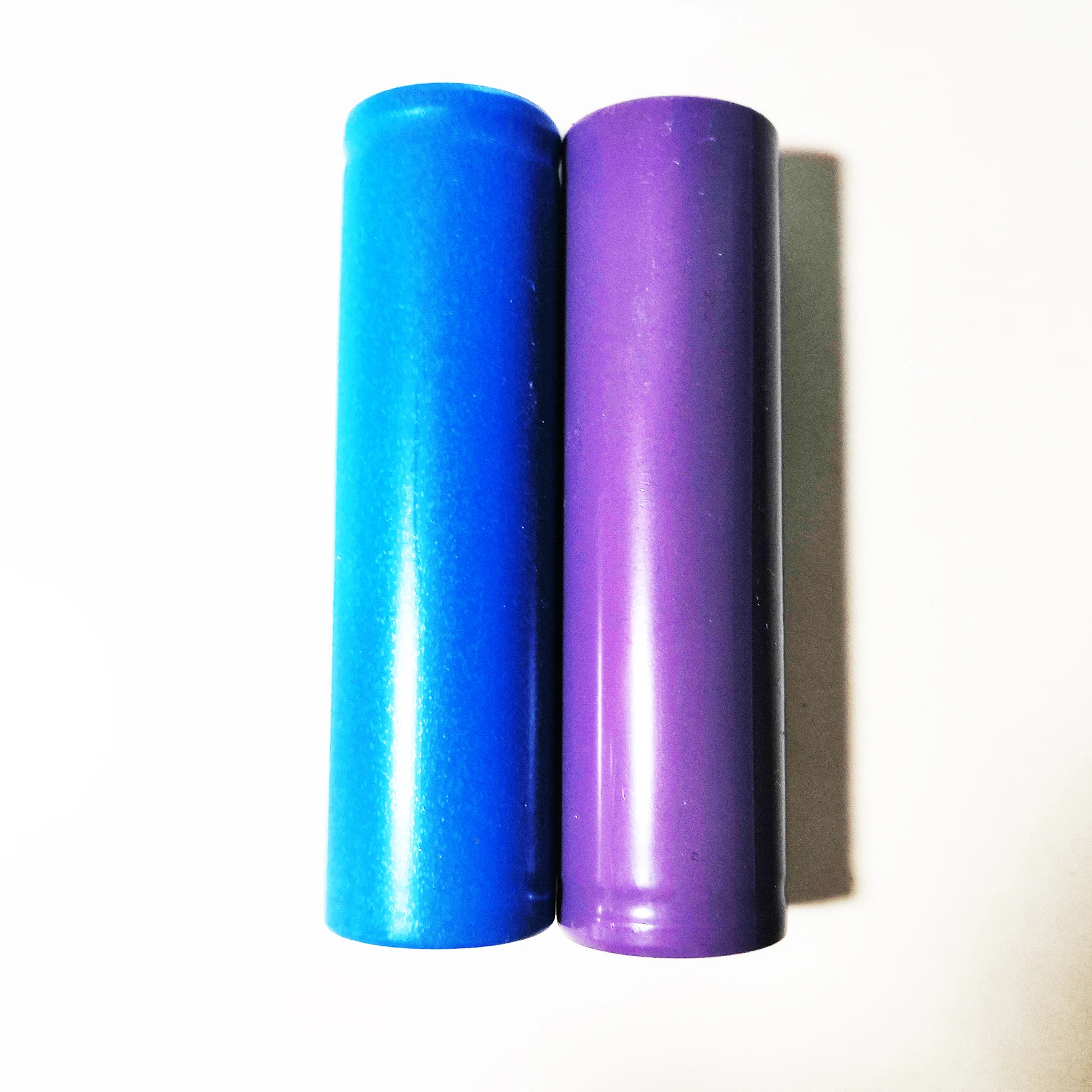 Заводская цена перезаряжаемая упаковка EBL 18650 3 7 V 2500mAh литий-ионная