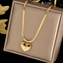 Titanium Steel Classic Love Heart  Necklace For Women Gold Color Polished snake chain Famous Pendant Anniversary Gifts