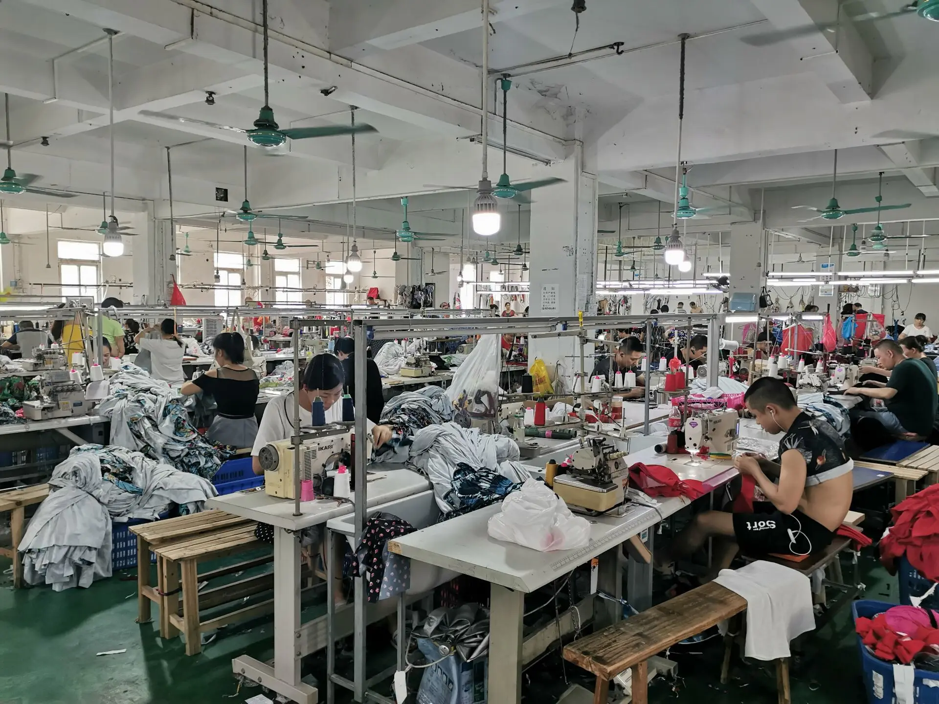 DBC6CD3E724E23002ACDF2159598F409