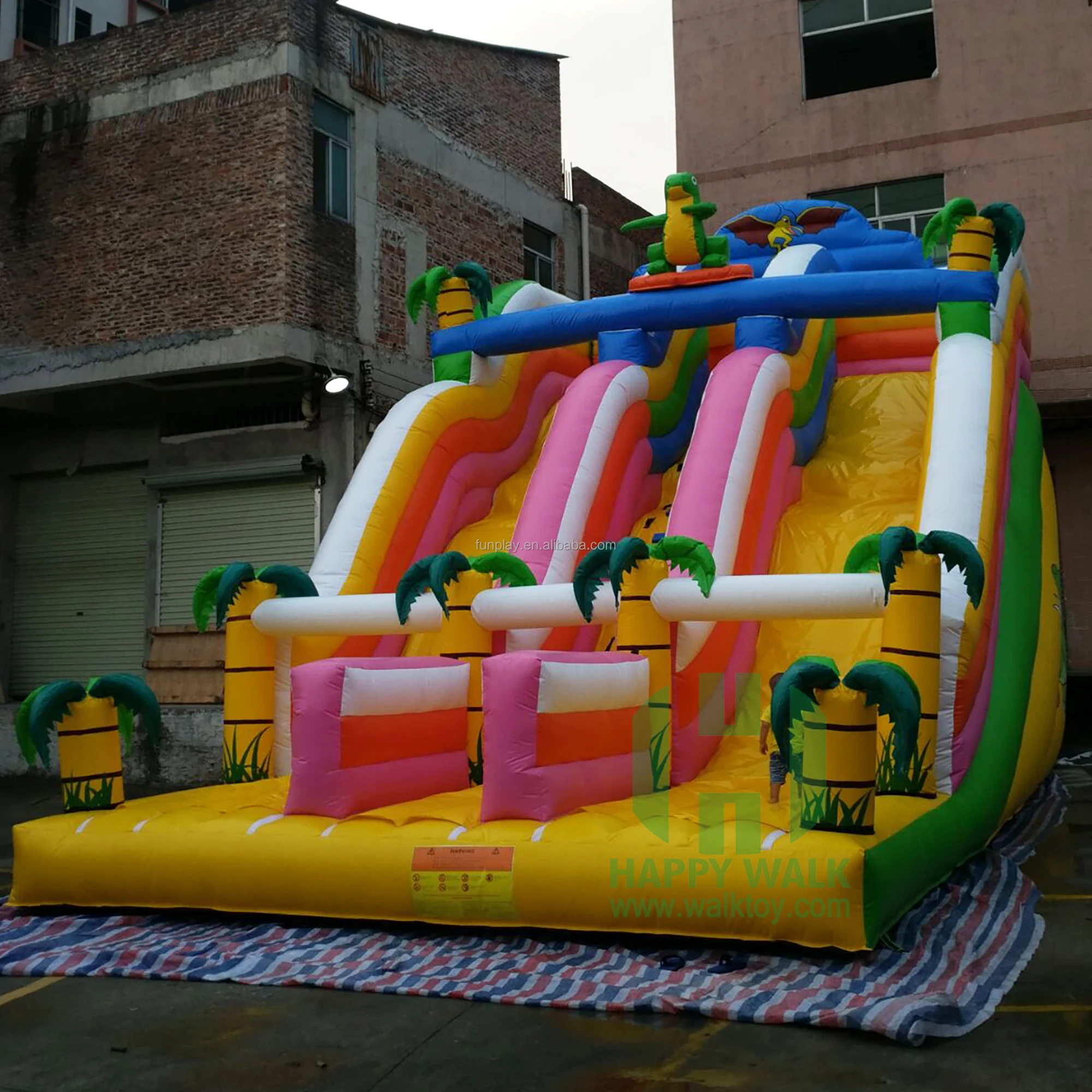 hot sale Customized game 0.55mm PVC giant inflatable water slide for adult