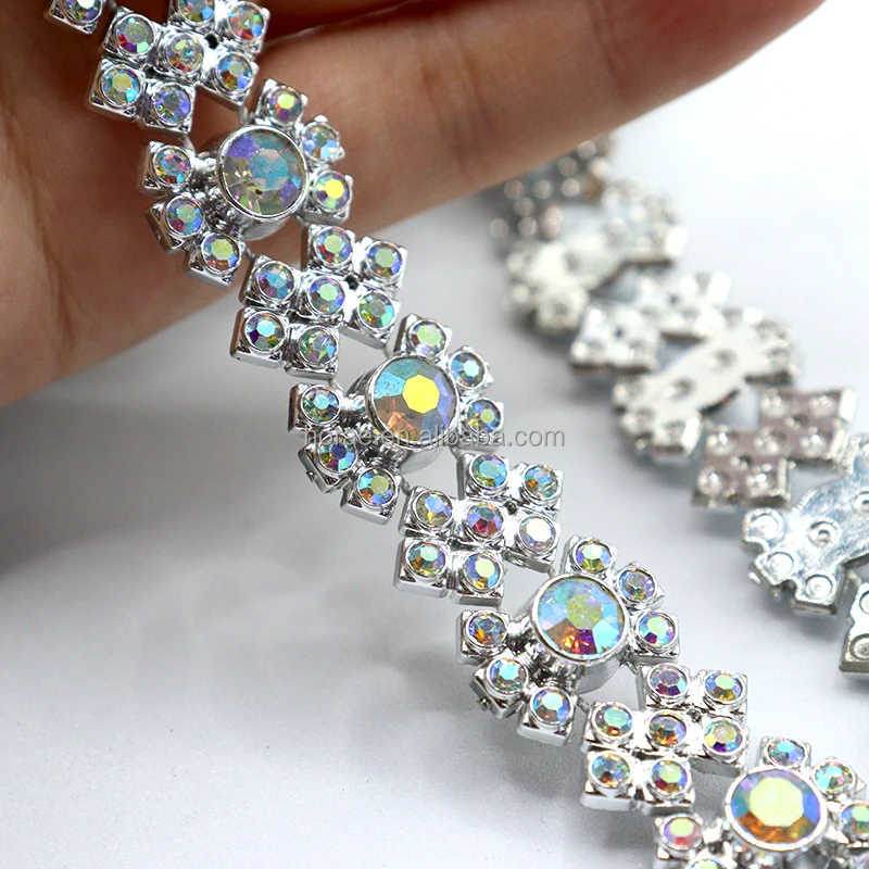 RS056 Garment accessories sunflower wholesale rhinestone chain trim plastic shoes and hats decorations