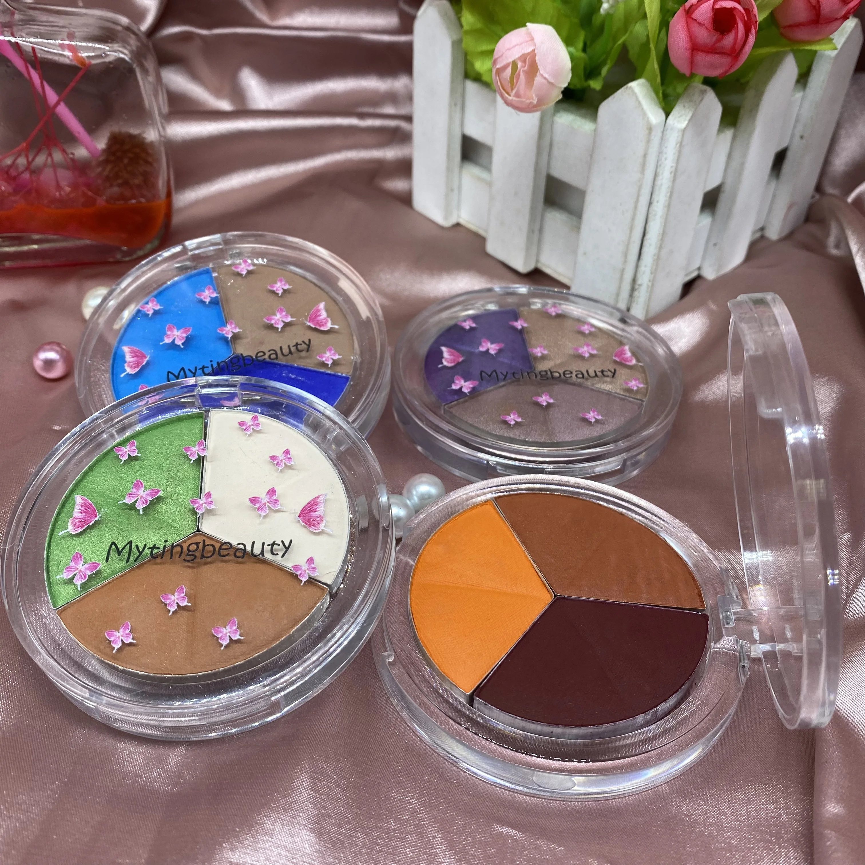 wholesale eyeshadow palette cosmetics makeup products private label custom