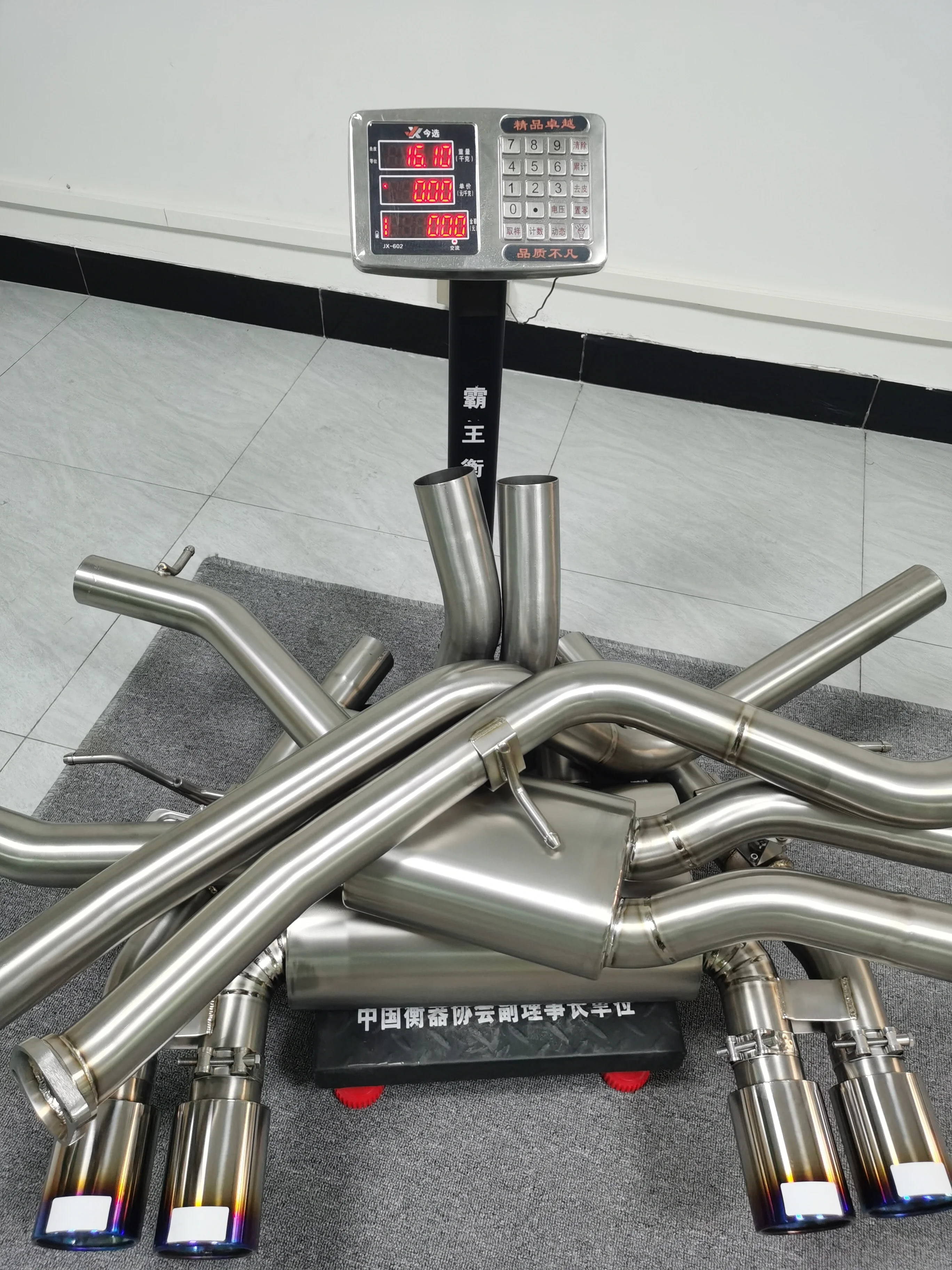 Titanium exhaust muffler exhaust of B*W F8X F80 F82 M2  M3 M4 catback exhaust