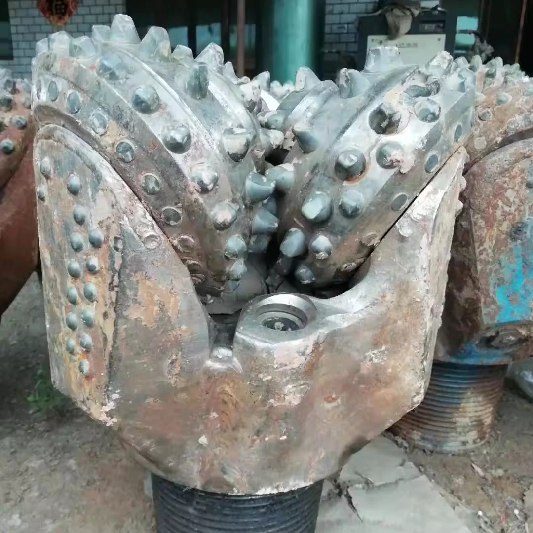 Sell good quality Second hand used oil drill bit sold scrap tricone rock bit drilling bit for sale